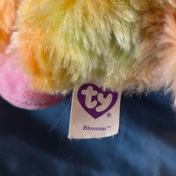 Ty Beanie Boo BLOSSOM the Lamb 6" Plush Stuffed Animal Toy 2012 - Picture 3 of 6